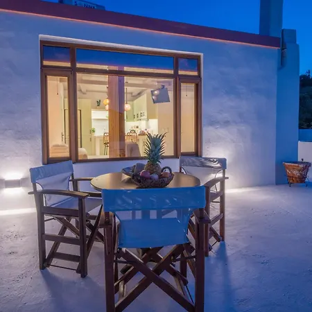 The Blue Nest Lakkíon