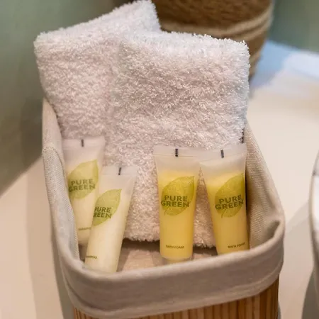 The Blue Nest * Lakkíon