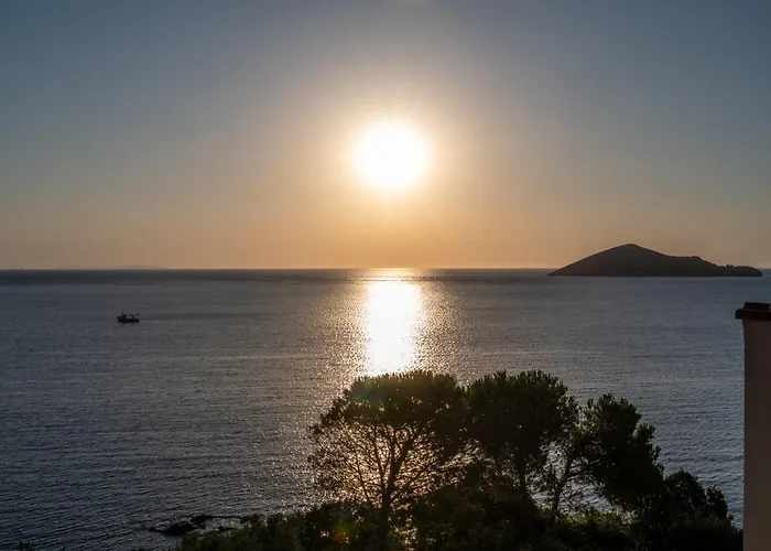 The Blue Nest Daire Lakkíon